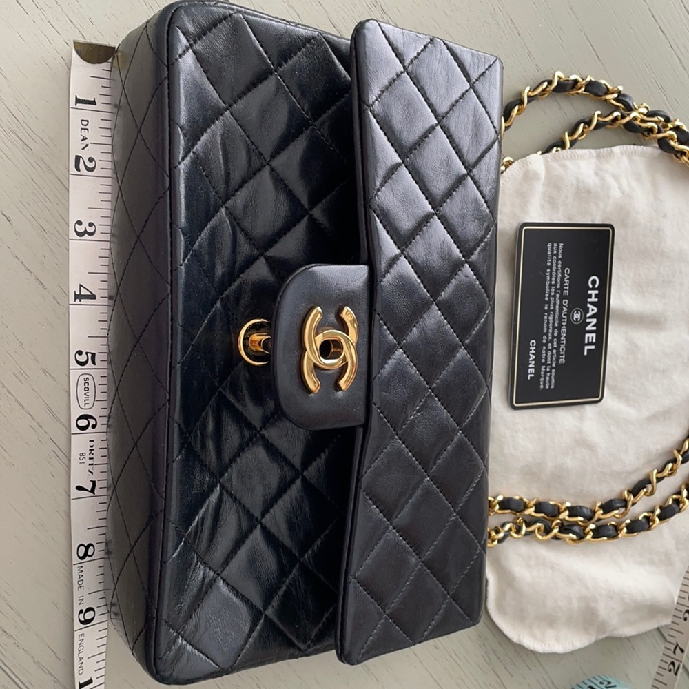 Chanel quilted Lambskin vintage bag